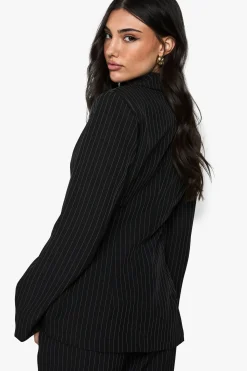 boohoo Blazer structuré à fines rayures<Femme Tailleurs|Blazers