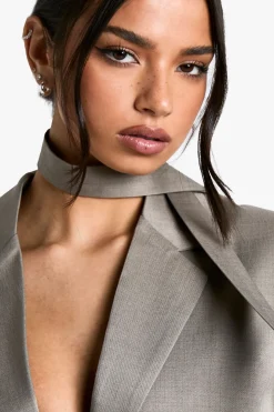 Blazer tissé ajusté avec nœud décoratif