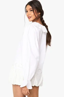 boohoo Blouse brodée Cutwork à nouer à l’avant<Femme Tops