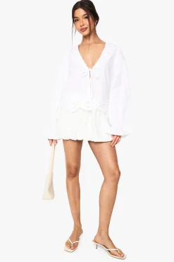 boohoo Blouse brodée Cutwork à nouer à l’avant<Femme Tops