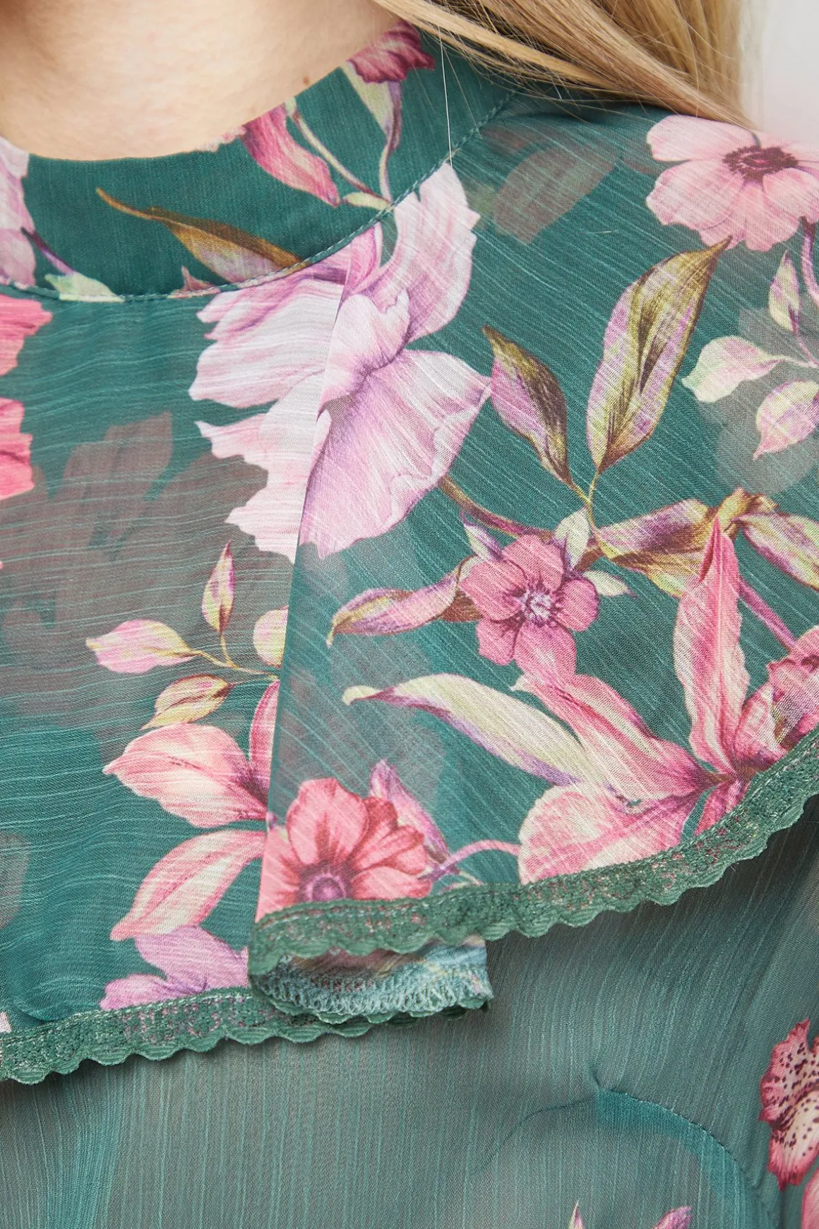Blouse Col Montant à Empiècement Volants Imprimée