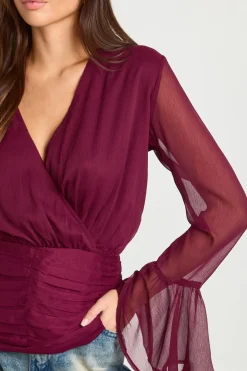Blouse en chiffon à manches flûte enveloppante