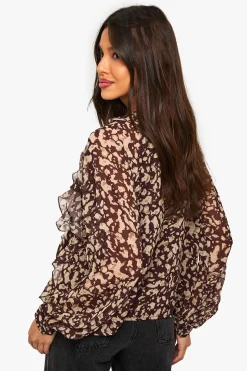 Blouse en chiffon à volants à motif abstrait