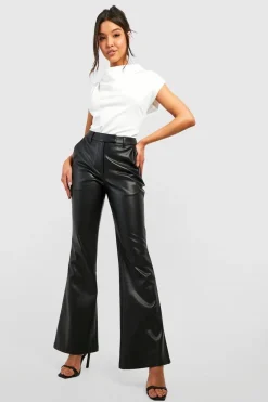 boohoo Blouse en crêpe à col drapé et épaules structurées<Femme Tops