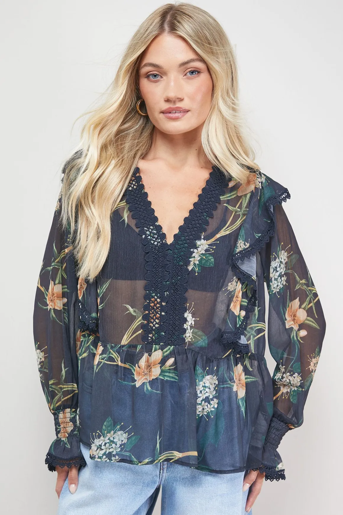 Blouse en Mousseline Transparente Imprimée à Détails Volantés