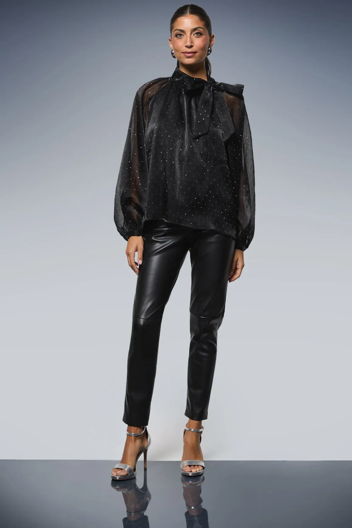 Blouse en Organza à Nœud avec Ornements Thermocollés