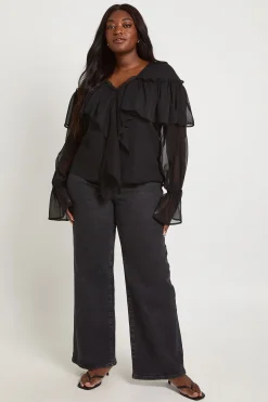 boohoo Blouse Grande Taille En Mousseline À Volants Sur Le Devant<Femme Tops
