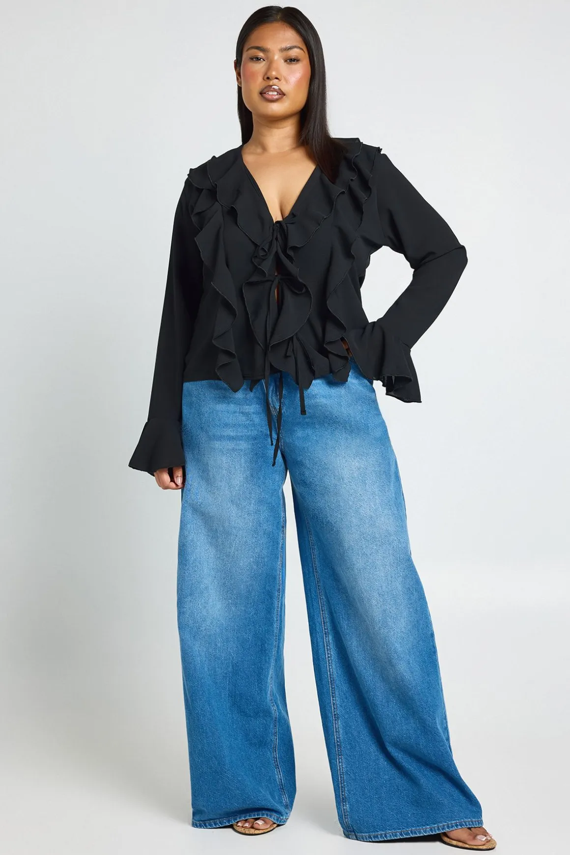 Blouse Grande Taille À Volants Et Nœud Devant
