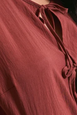 Dorothy Perkins Blouse à Manches Longues avec Nœud Devant<Femme Tops|Looks Bordeaux