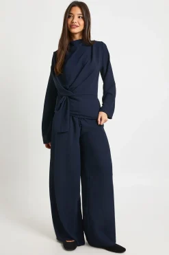 boohoo Blouse à manches longues drapée en tissu & pantalon coordonné<Femme Ensembles