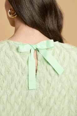 Blouse À Manches Évasées Avec Lien Au Dos