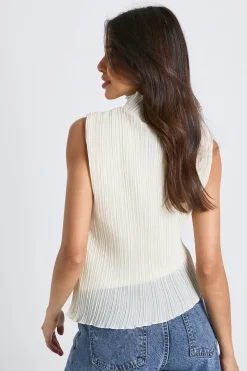Blouse plissée à col haut