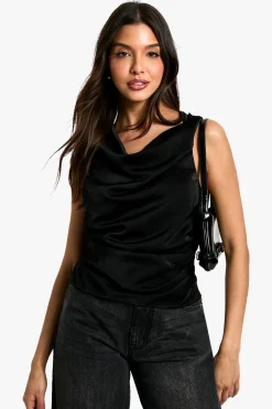 boohoo Blouse sans manches en satin à encolure drapée et fronces<Femme Satin Et Dentelle|Tops