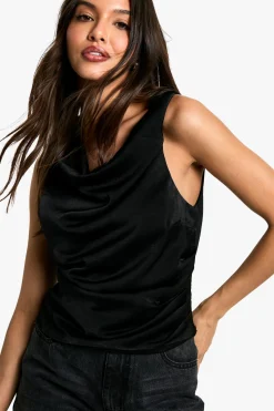 boohoo Blouse sans manches en satin à encolure drapée et fronces<Femme Satin Et Dentelle|Tops