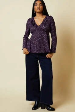 Blouse Tea Manches Longues à Pois Berry avec Col à Volants et Boutonnage Devant