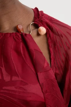 Blouse Tissée Dévorée à Manches Évasées avec Détail de Finition