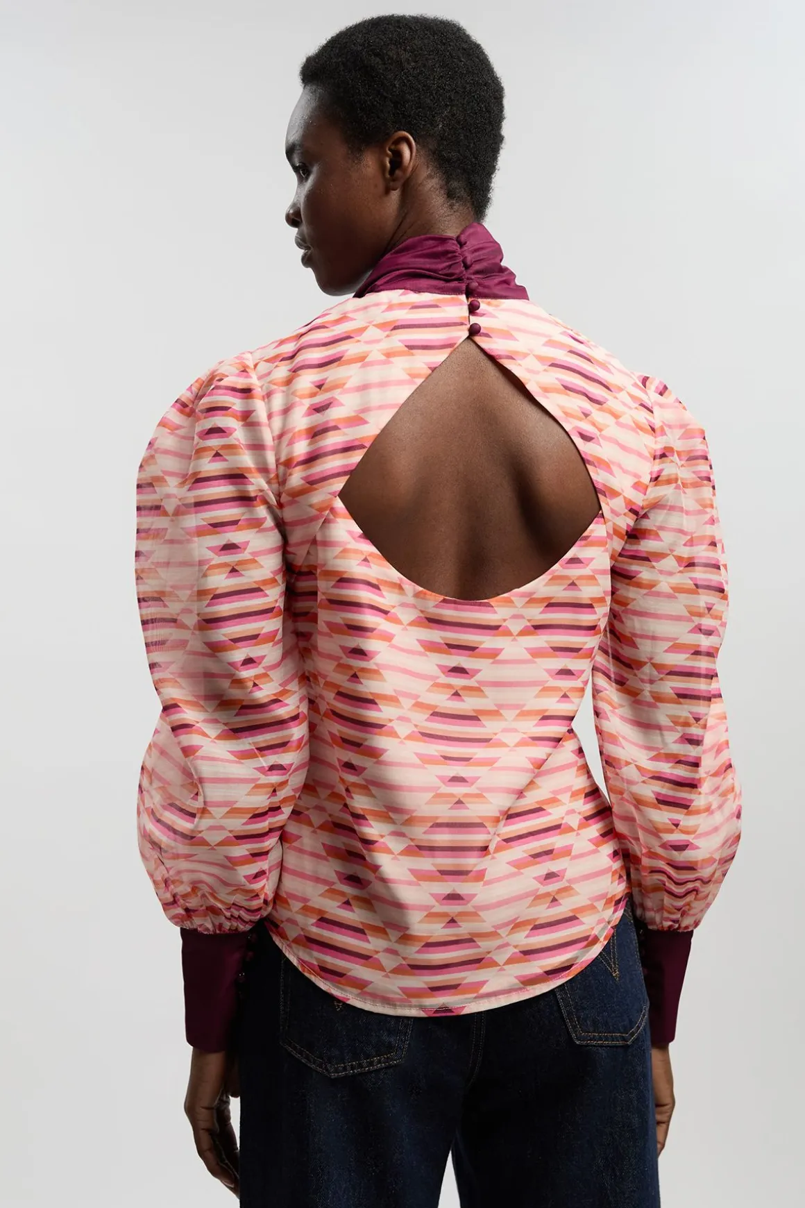 Blouse Tissée En Organdi À Imprimé Géométrique Avec Nœud Lavallière