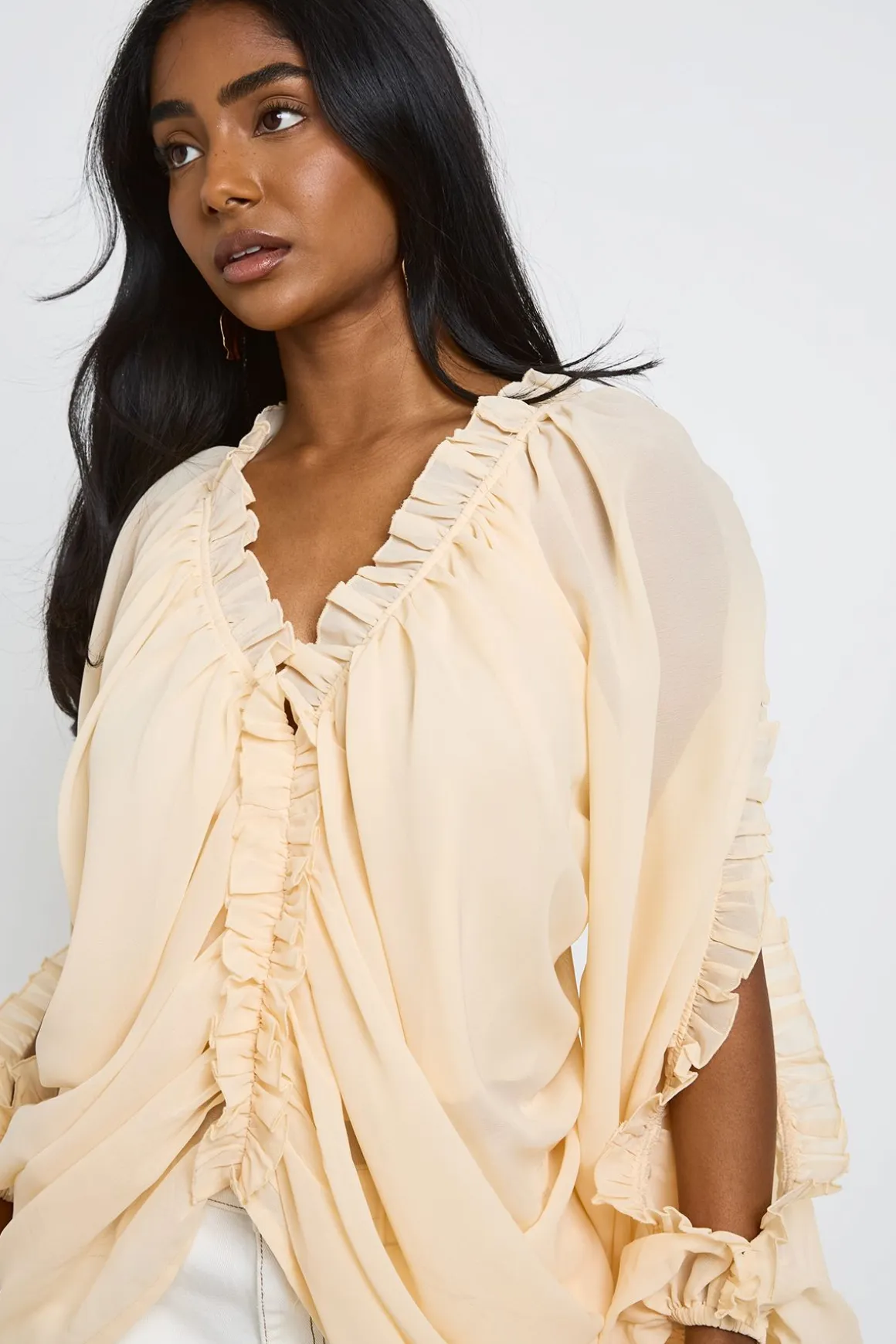 Blouse À Volants Avec Épaules Dénudées