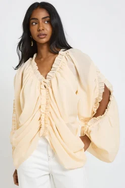 Blouse À Volants Avec Épaules Dénudées