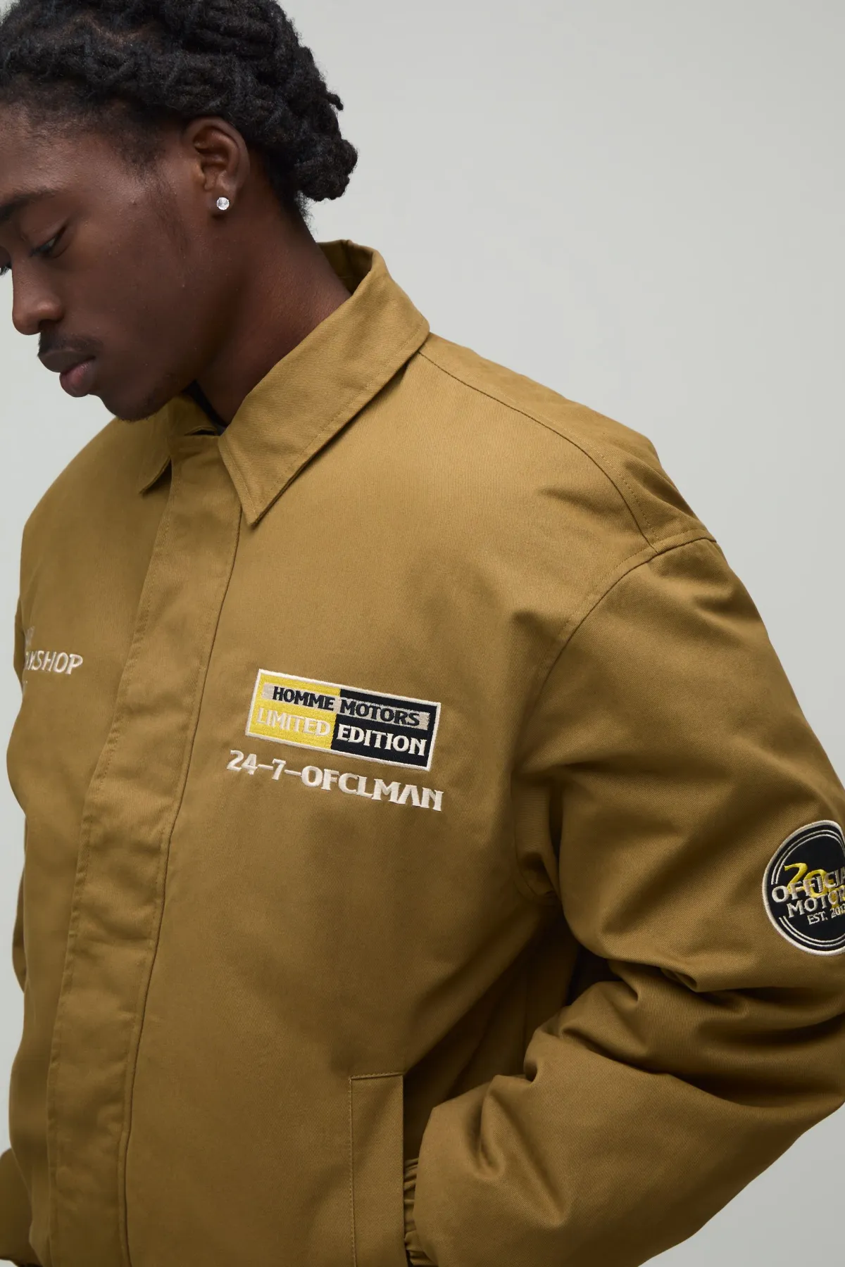 boohooMAN Blouson Bomber Col Montant Coupe Oversize Avec Écusson Appliqué Homme<Homme Manteaux Et Vestes