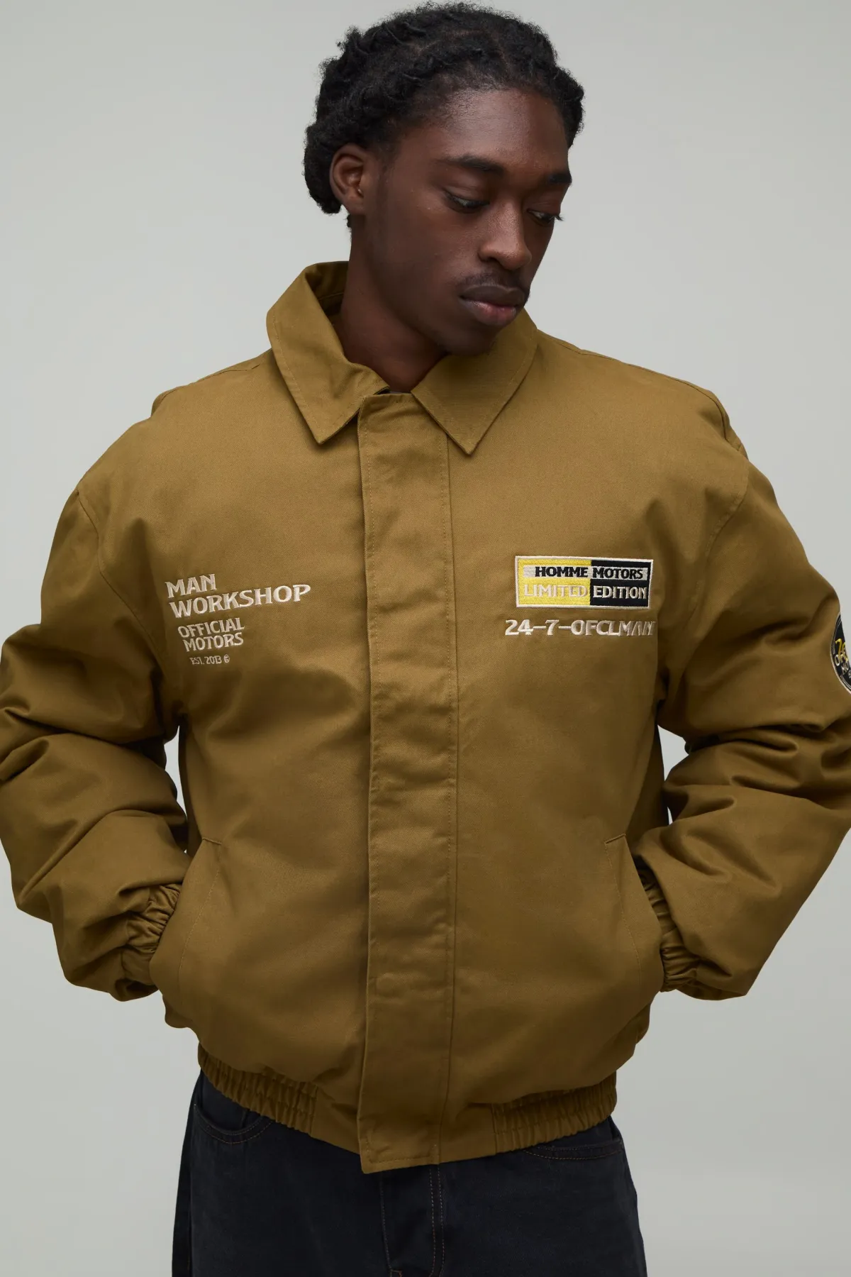 boohooMAN Blouson Bomber Col Montant Coupe Oversize Avec Écusson Appliqué Homme<Homme Manteaux Et Vestes