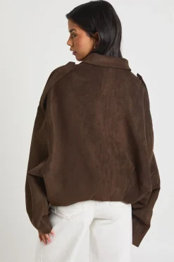 boohoo Blouson Bomber en Daim à Ourlet Bouffant<Femme Looks Chocolat|Vestes & Manteaux