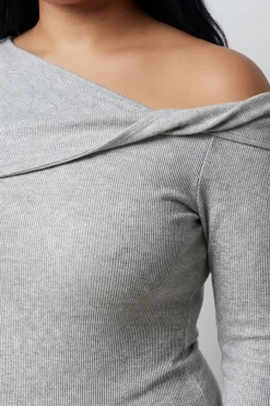 Body Asymétrique Côtelé Grande Taille Avec Détail Torsadé