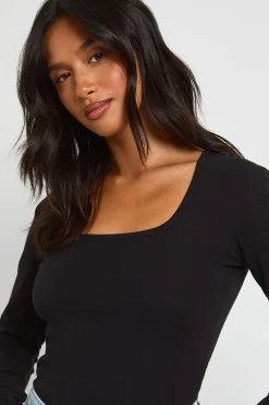 boohoo Body Basique Petite À Manches Longues Et Encolure Carrée<Femme Basiques|Tops