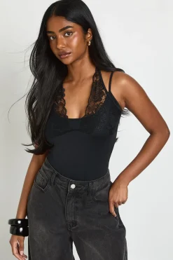 boohoo Body Col Montant À Finitions Dentelle En Slinky Mat<Femme Satin Et Dentelle|Tops