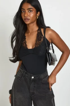 boohoo Body Col Montant À Finitions Dentelle En Slinky Mat<Femme Satin Et Dentelle|Tops