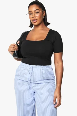 boohoo Body en coton grande taille à encolure carrée<Femme Tops