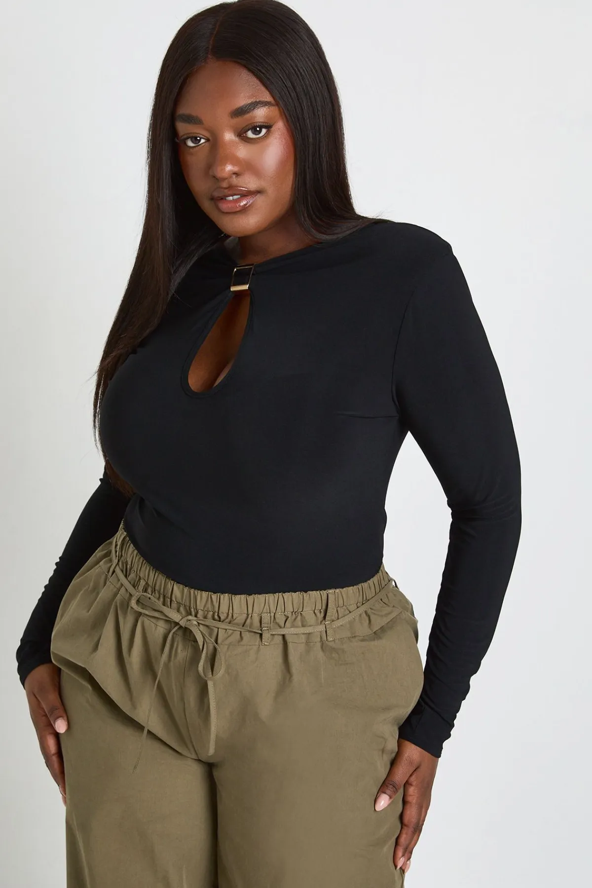 boohoo Body Grande Taille Avec Détail Barre Décorative Et Découpe Goutte<Femme Tops