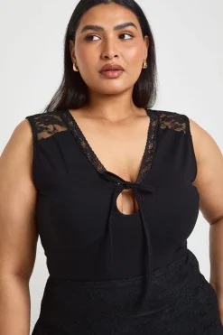 Body Grande Taille Avec Encolure Nouée À Trou De Serrure Et Finitions En Dentelle
