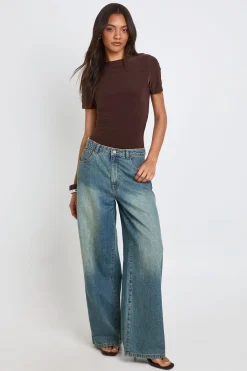 boohoo Body Grande Taille À Manches Courtes En Tissu Slinky Double Couche<Femme Looks Chocolat|Tops