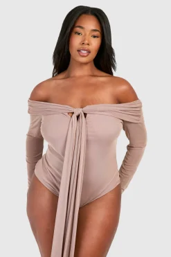 Body grande taille à manches longues et encolure en clé