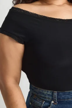 boohoo Body Grande Taille à Épaules Dénudées avec Finition Dentelle<Femme Satin Et Dentelle|Tops