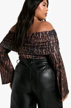 boohoo Body Léopard Bardot Froncé Plus<Femme Imprimé Léopard|Tops