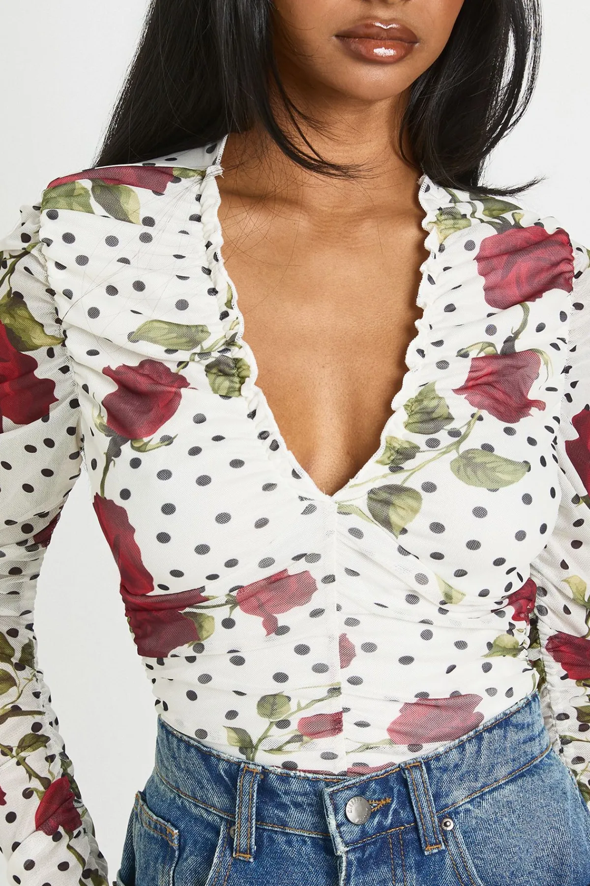 boohoo Body À Manches Longues En Mesh À Pois Et Roses Avec Encolure Froncée<Femme Pois|Tops