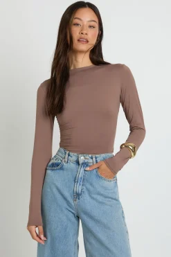 boohoo Body Moulant À Col Rond Et Manches Longues Coupe Tall<Femme Tops