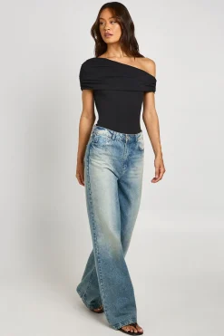 boohoo Body Épaules Dénudées En Tissu Slinky Mat Pour Femme Grande Taille<Femme Tops