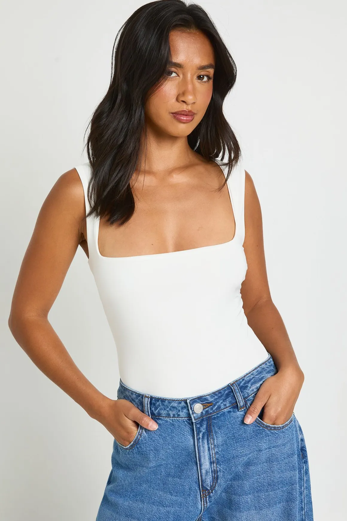Body Petite Double Couche Moulant À Encolure Carrée Sans Manches