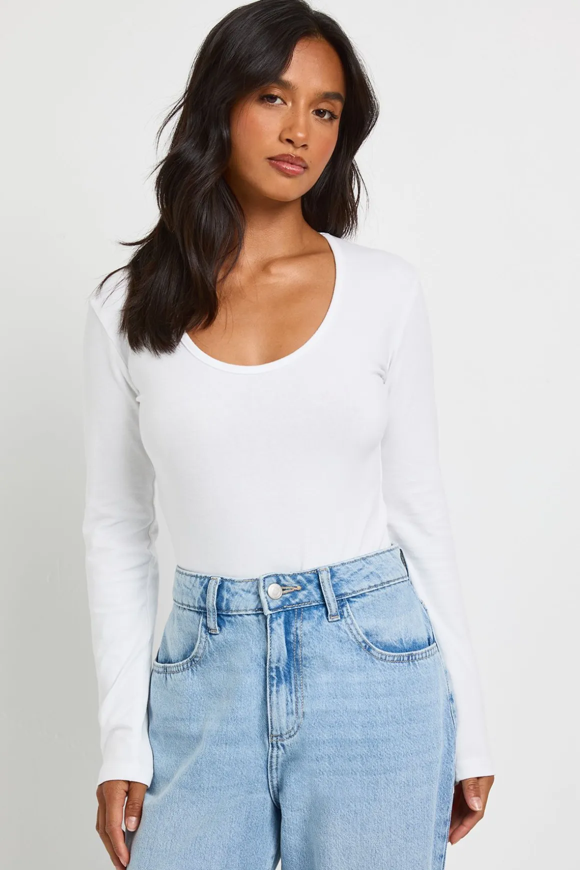 Body Petite À Manches Longues Et Encolure Arrondie Basic