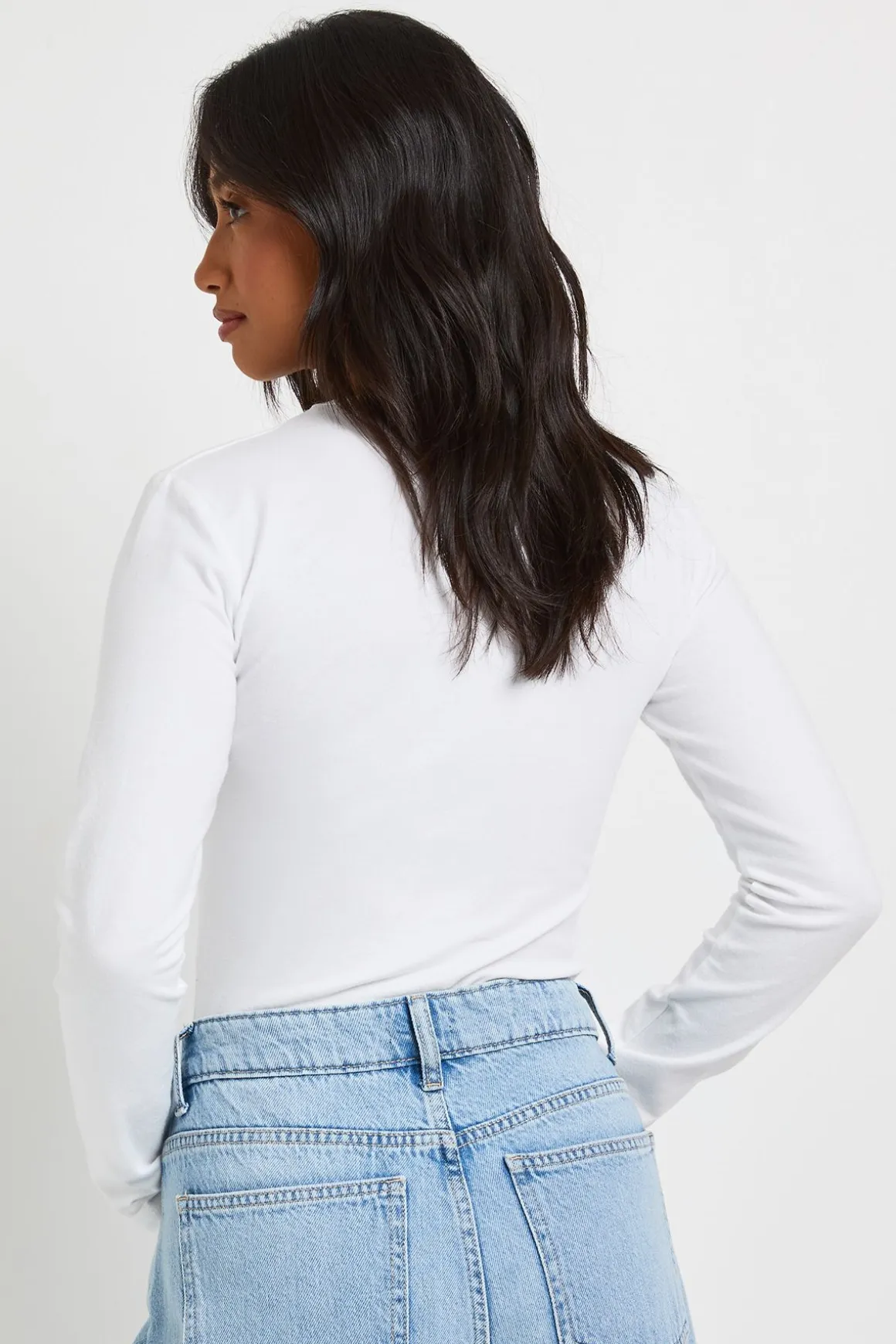 Body Petite À Manches Longues Et Encolure Arrondie Basic