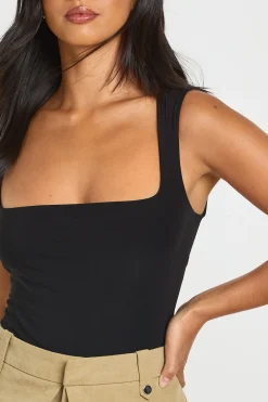 boohoo Body Petit À Encolure Carrée Sans Manches En Tissu Slinky Double Épaisseur<Femme Tops