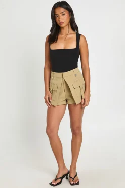 boohoo Body Petit À Encolure Carrée Sans Manches En Tissu Slinky Double Épaisseur<Femme Tops