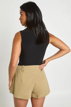 boohoo Body Petit À Encolure Carrée Sans Manches En Tissu Slinky Double Épaisseur<Femme Tops