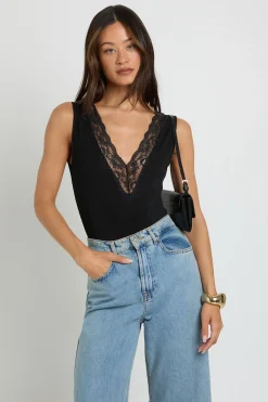 boohoo Body Tall À Encolure En V Avec Bordure En Dentelle<Femme Satin Et Dentelle|Tops