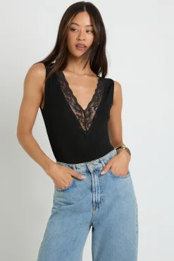 boohoo Body Tall À Encolure En V Avec Bordure En Dentelle<Femme Satin Et Dentelle|Tops