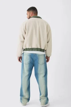 Bomber Jacket Boxy Borg Plus et bomber jacket à col en nylon en écru
