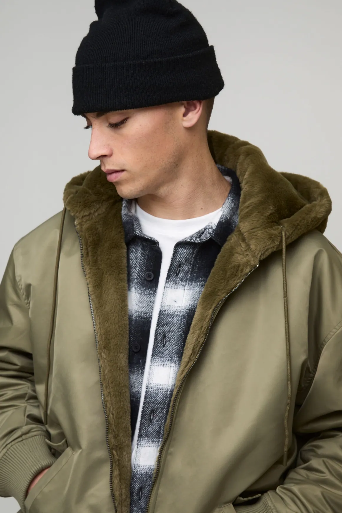 Bomber oversize en nylon avec capuche en synthétique